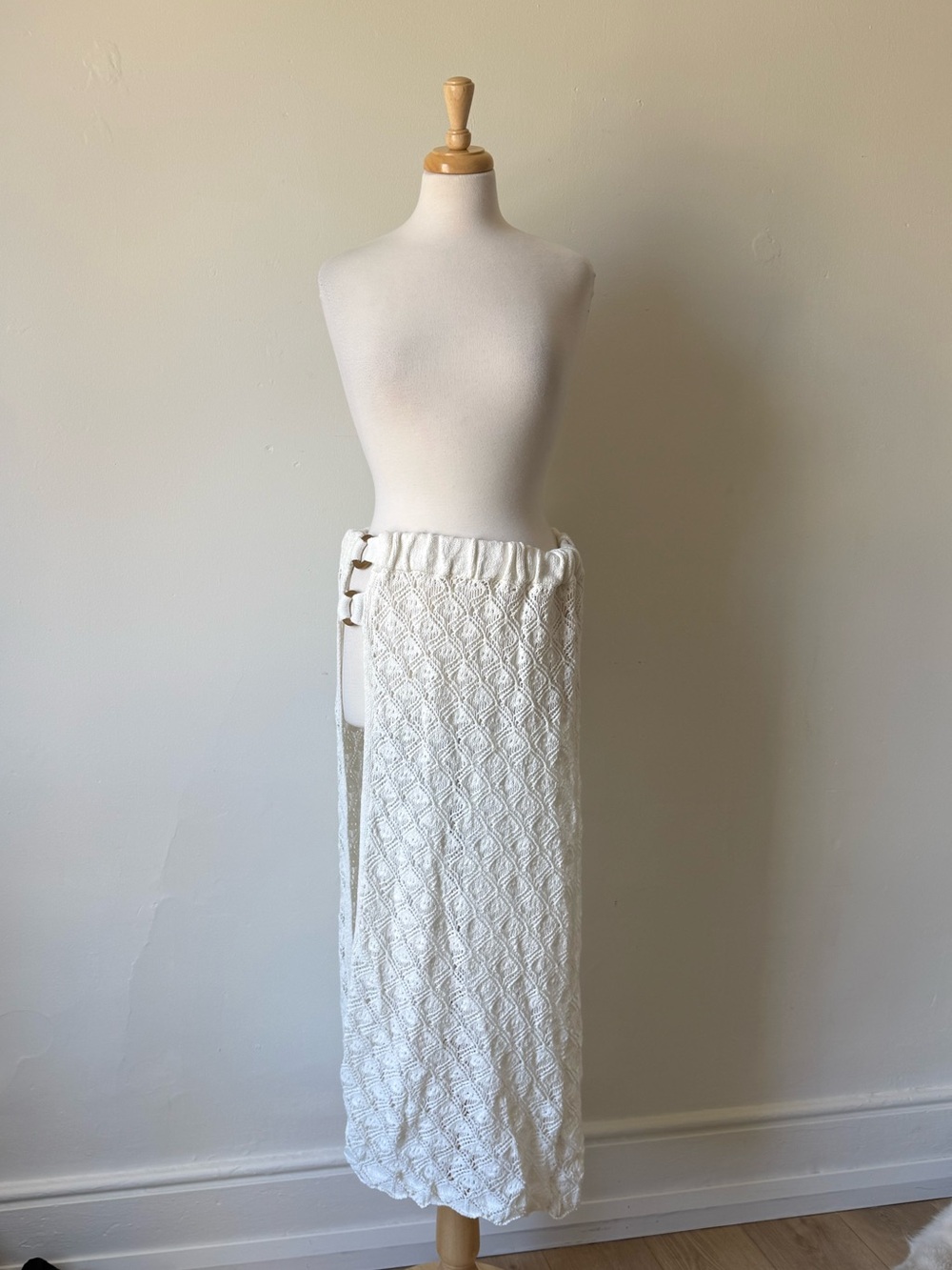 Free People White Crochet Knit Sarong Wrap Skirt Boho Beach Cover Up XL
